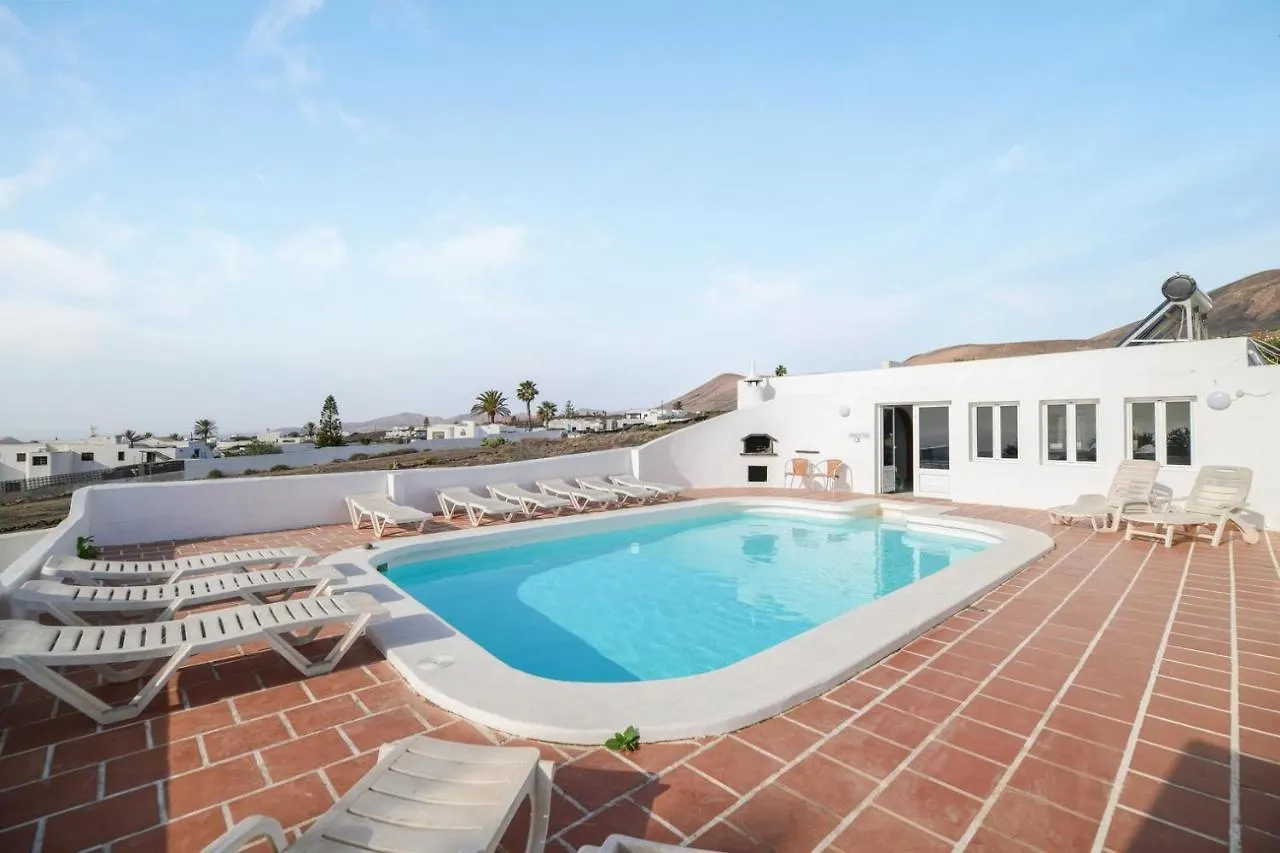 Casa Blanca Villa Tias