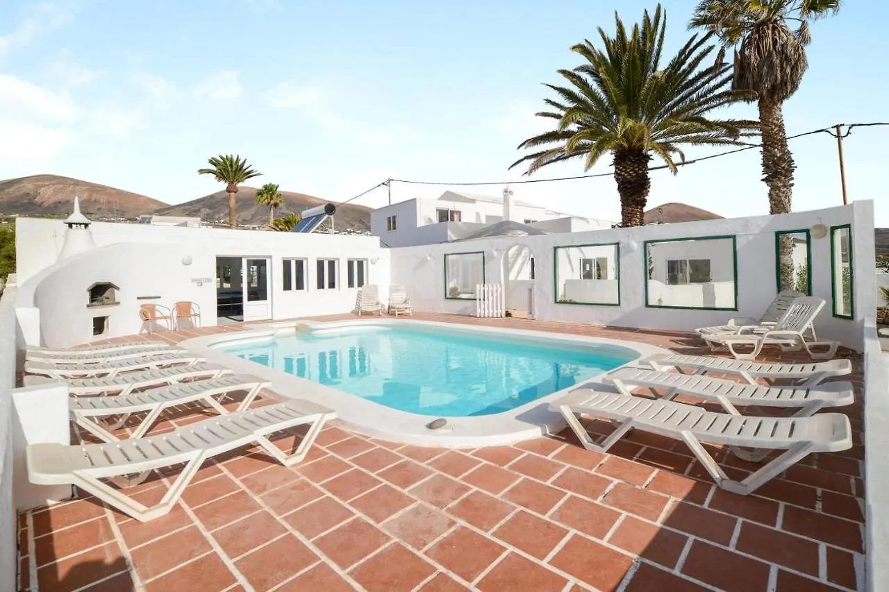 Casa Blanca Villa Tias